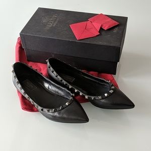 Valentino Noir Rockstud Flats 10/40